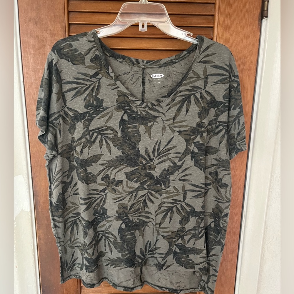Plant patterned top from old navy
